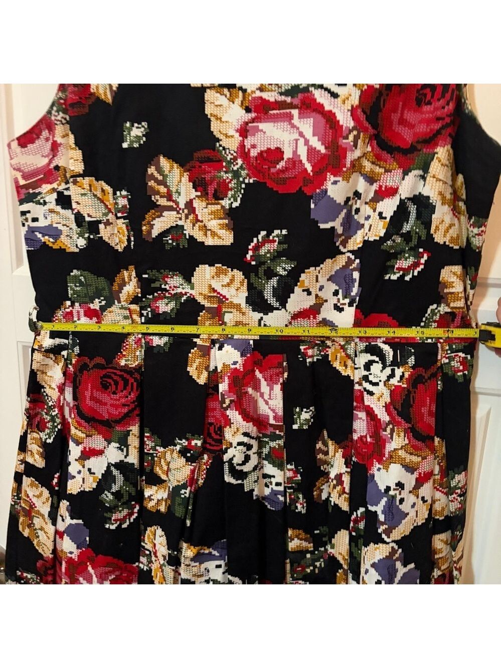 Suzy Shier Floral Pleated Dress – Size L – Sleeveless A Line - Picture 9 of 13